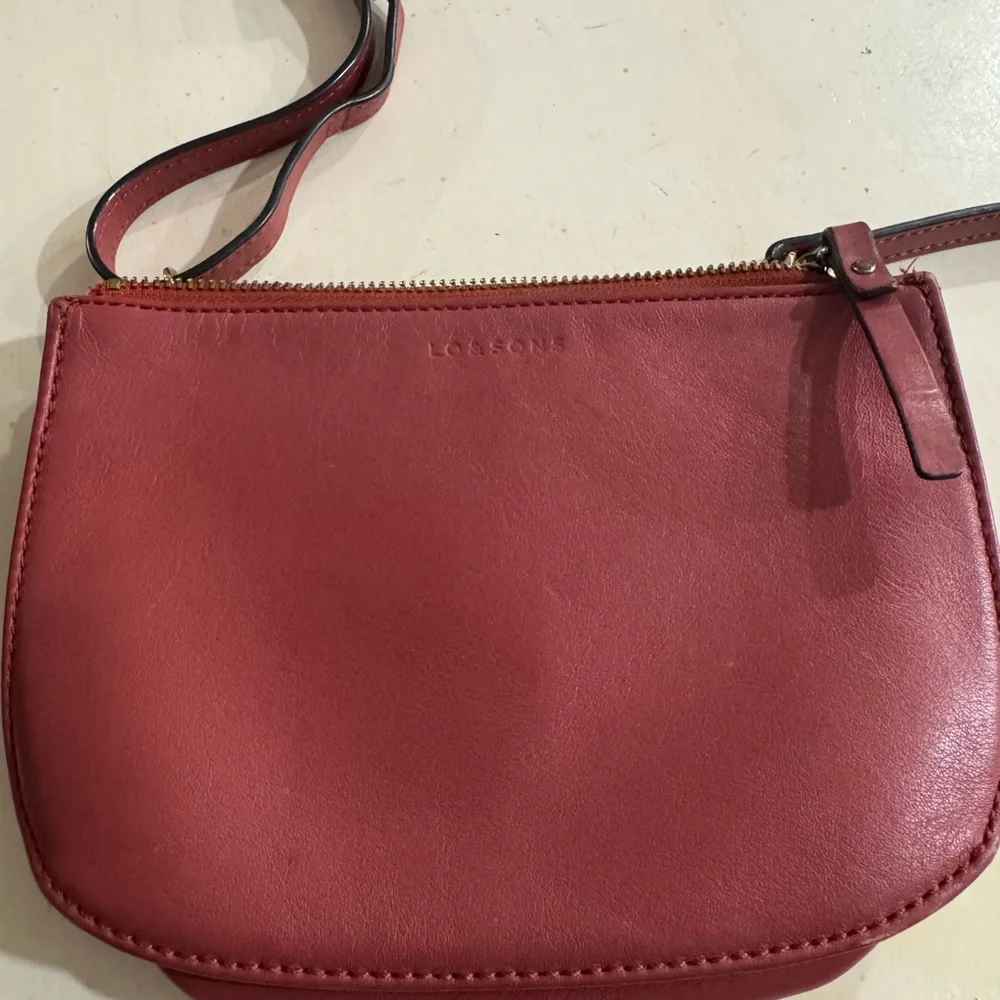 Lo & Sons Waverly 2 Convertible Leather Bag